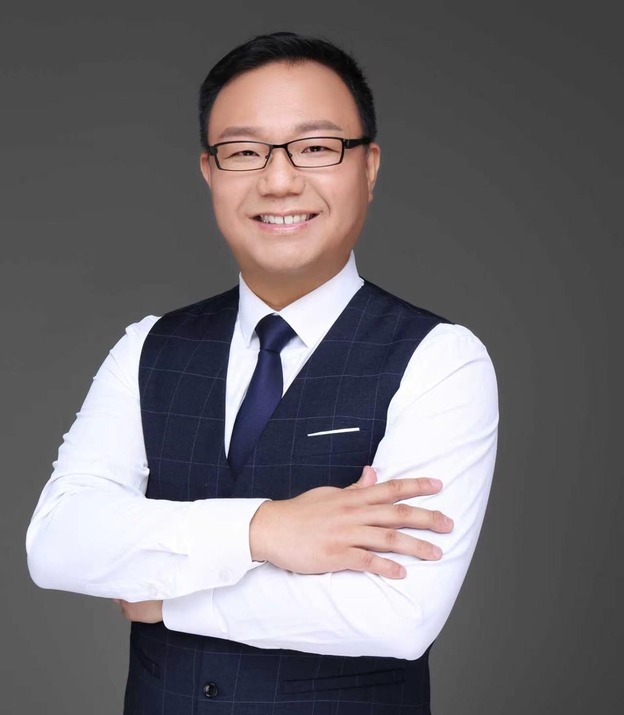Haofen Wang